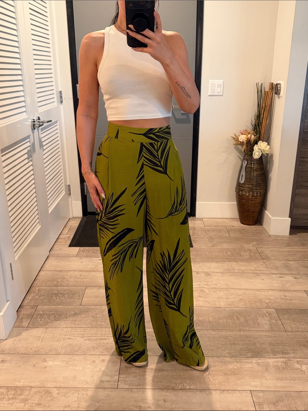 A New Day Women’s High-Rise Wide Leg Pants Green/Black Print XS